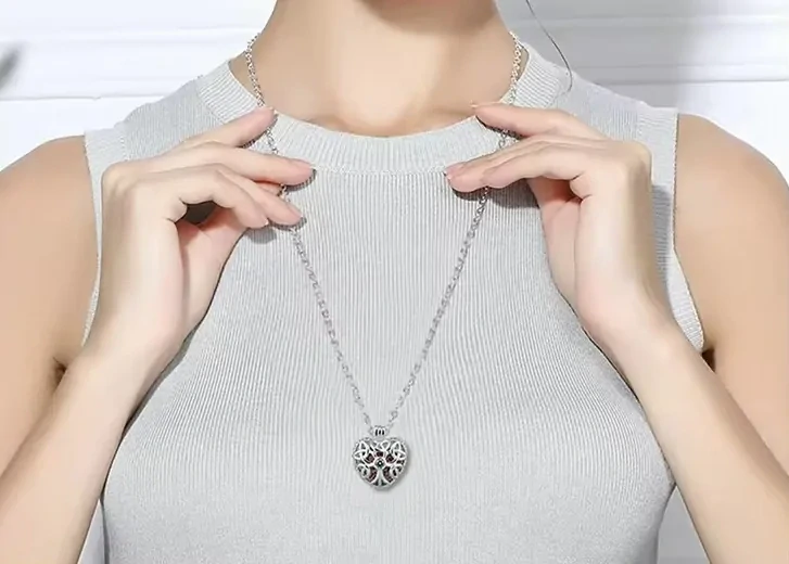 Aroma difúzní náhrdelník Srdce se zirkonem lávové kameny