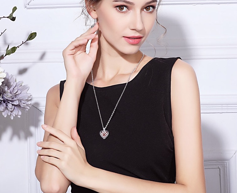 Aroma difúzní náhrdelník Srdce v mřížce lávové kameny