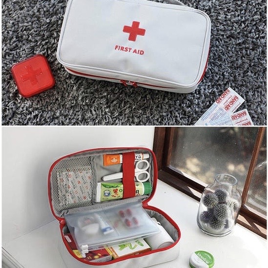 Cestovní taška na léky - First Aid