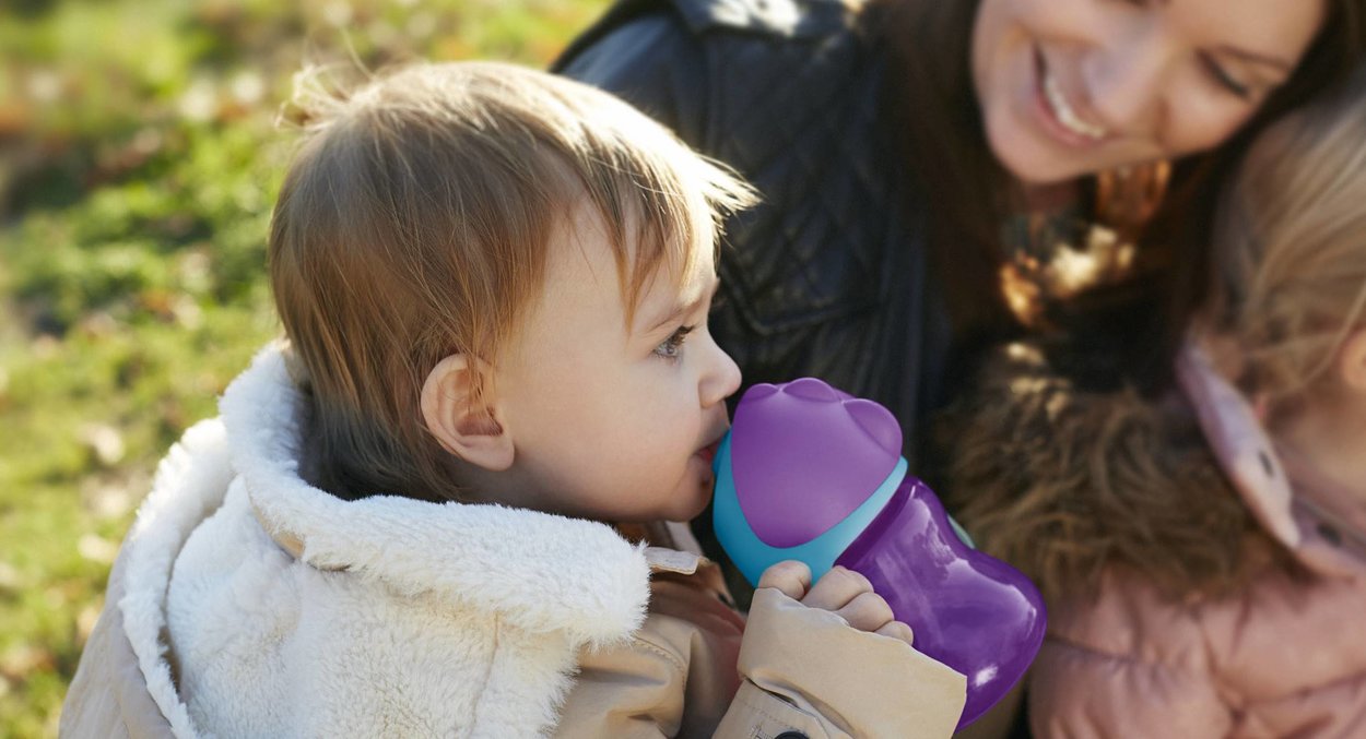 Avent hrnek 200ml s ohn.slámkou Bendy holka